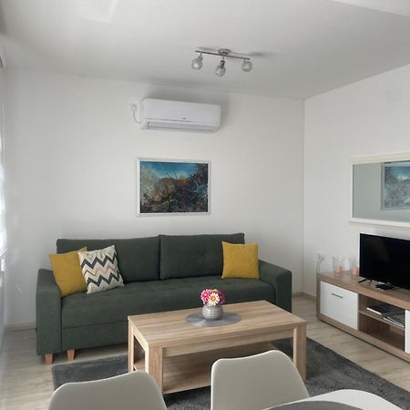 Apartman Sirena Требинье Экстерьер фото