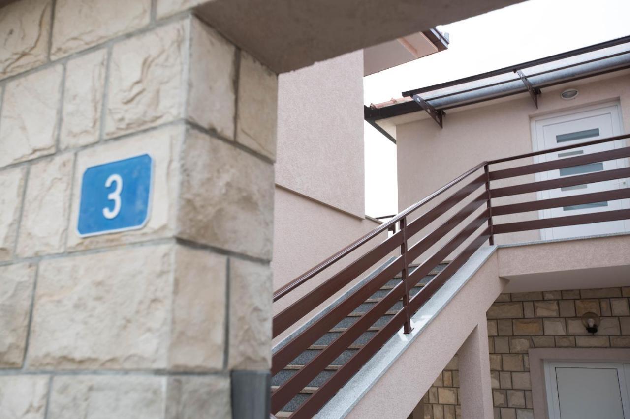 Apartman Sirena Требинье Экстерьер фото
